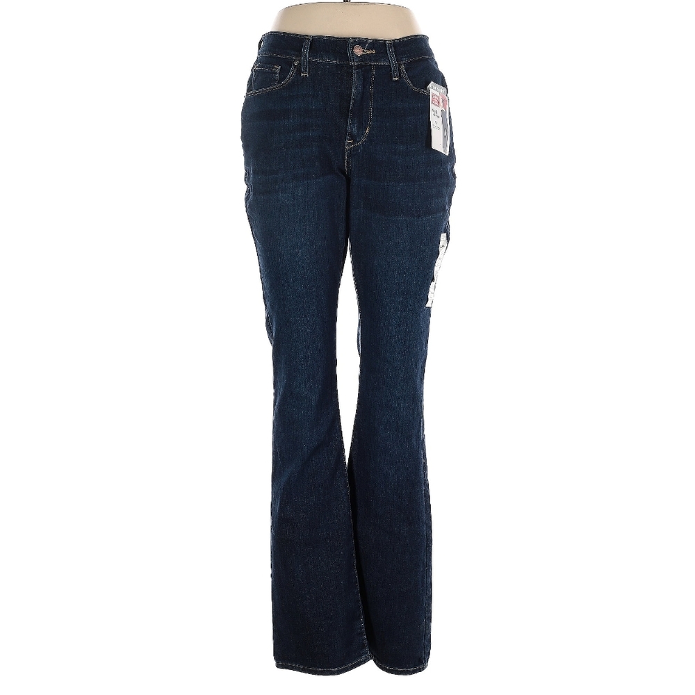 🔥💙NWT Levi Strauss Signature Dark wash Flare Jeans 💙 🔥
